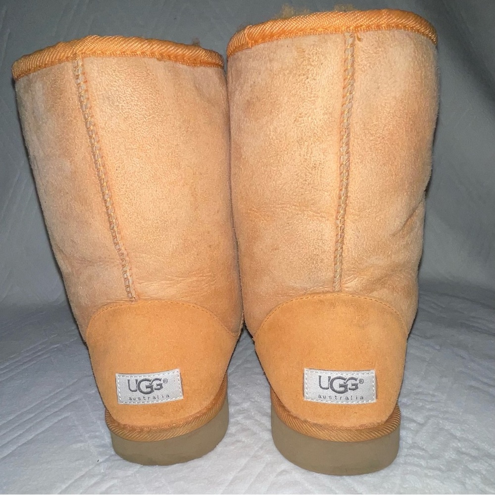 UGG boots size 9 womens light orange color
